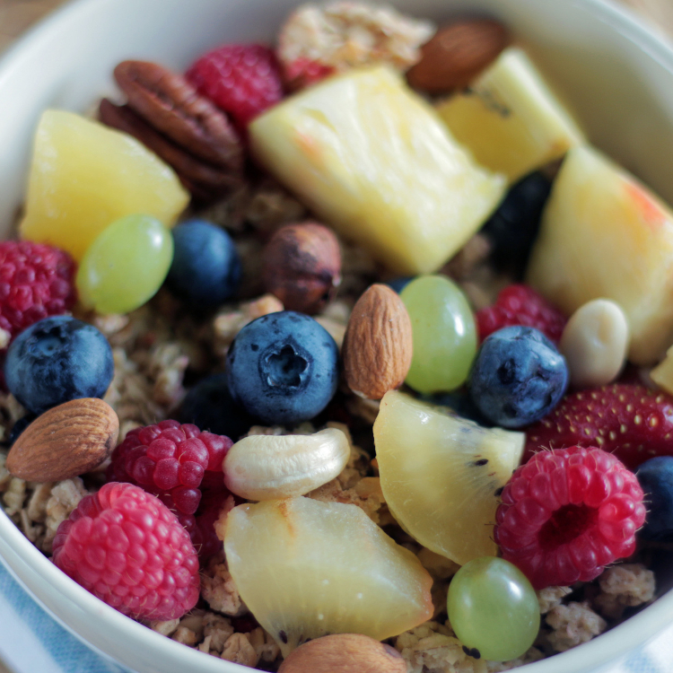 on-the-go healthy breakfast fruit salad